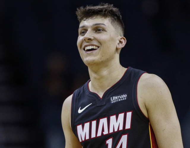 以及对队友 以及对队友